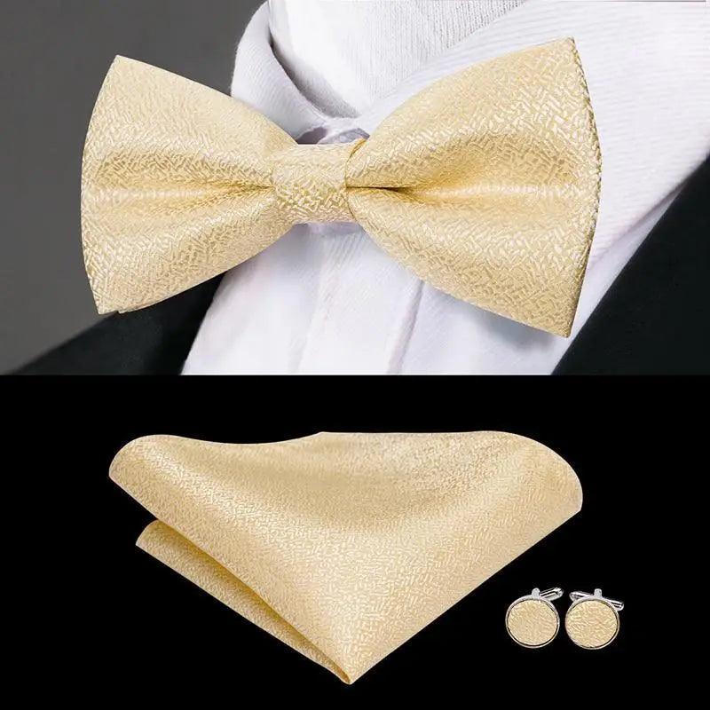 Classic Green Bow Ties Men Silk Butterfly Tie  With Pocket Square And Cufflinks Set For Men Elegant Design Wedding Party Bowties Solid Color Gentleman Bow Tie And Pocket Square Cufflink Set