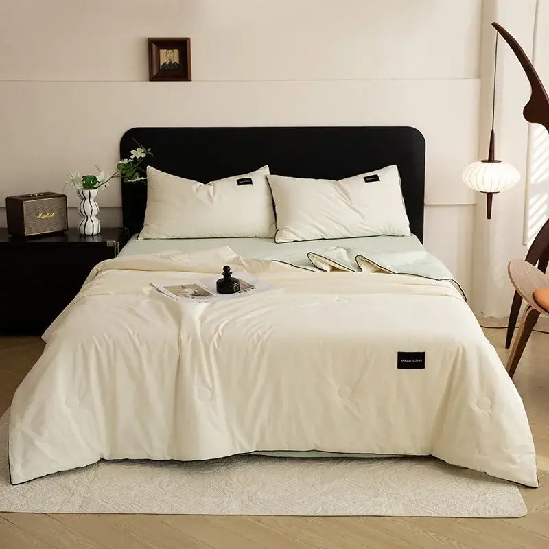 Cream and black ice cream cool feel summer quilt bedroom set
