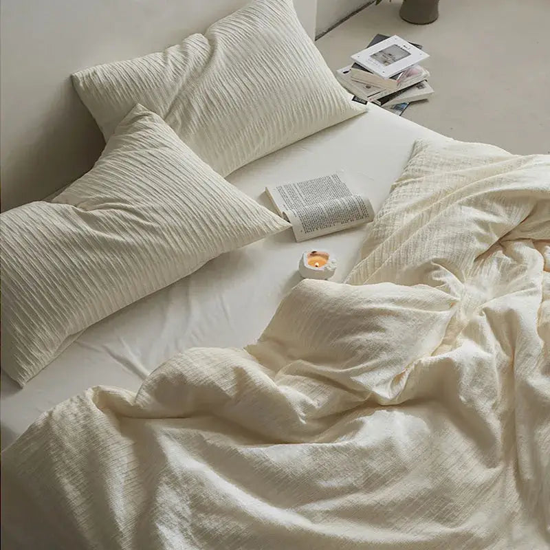 DecorBites™ 100% Cotton Foam Yarn Bedding Set with Solid Color Jacquard Design