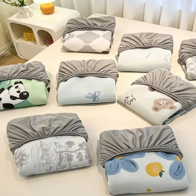 DecorBites™ Cooling Ice Silk Mattress - 3Pcs, High Quality, Simple Pattern, Anti-Wrinkles.
