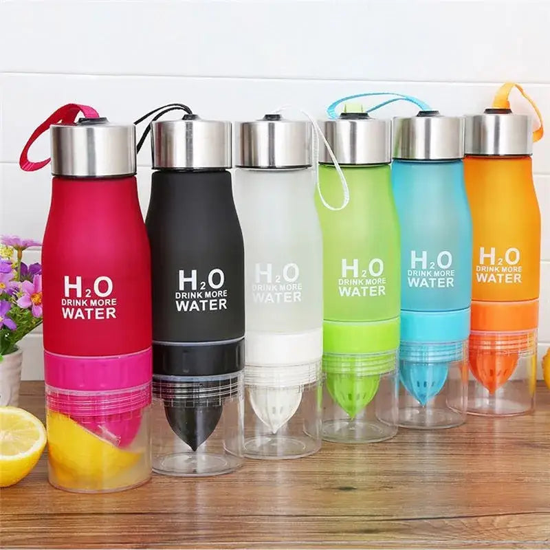 Black & white infuser water bottle kitchen hydration set