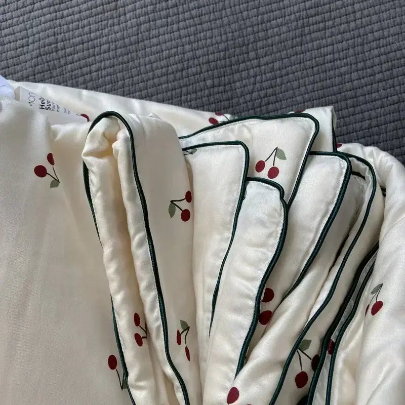 Off white cherry lyocell fiber cooling blanket bedroom quilt
