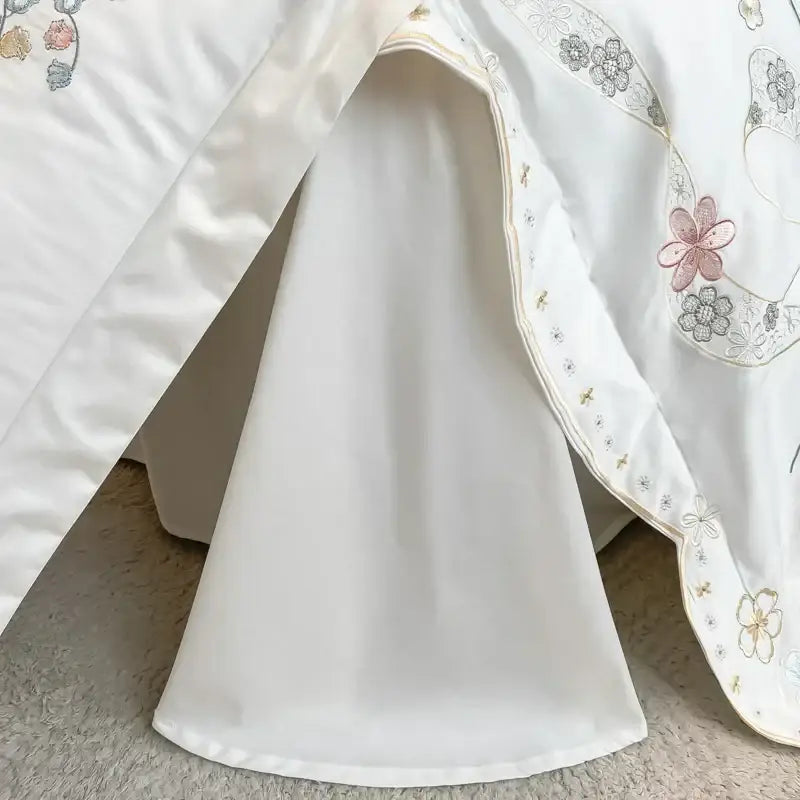 Chic flowers embroidery princess bedding set for bedroom white satin