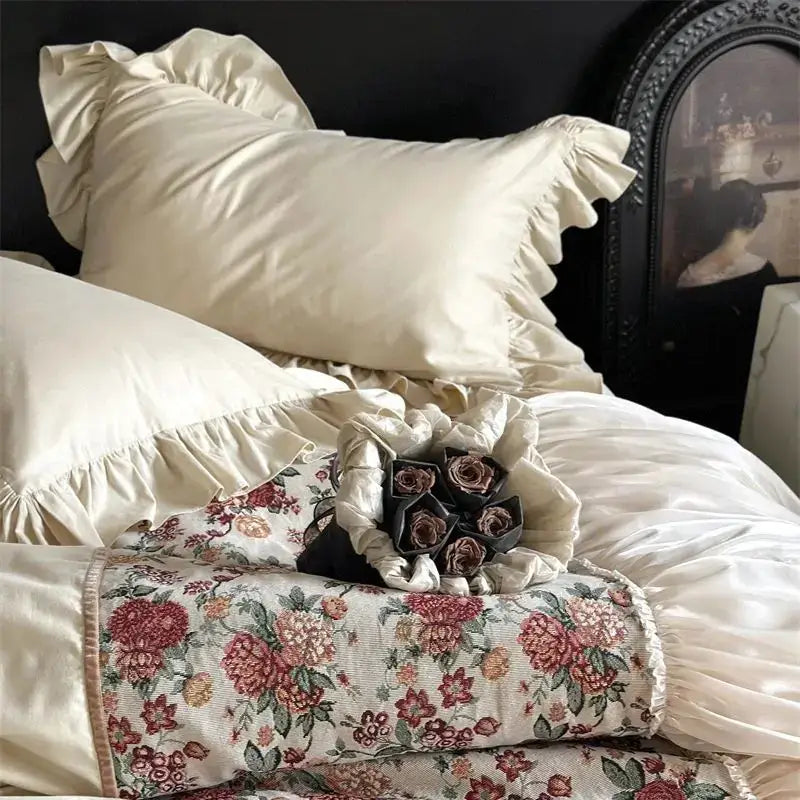 Chic cream flowers jacquard cotton bedding set for bedroom ruffles