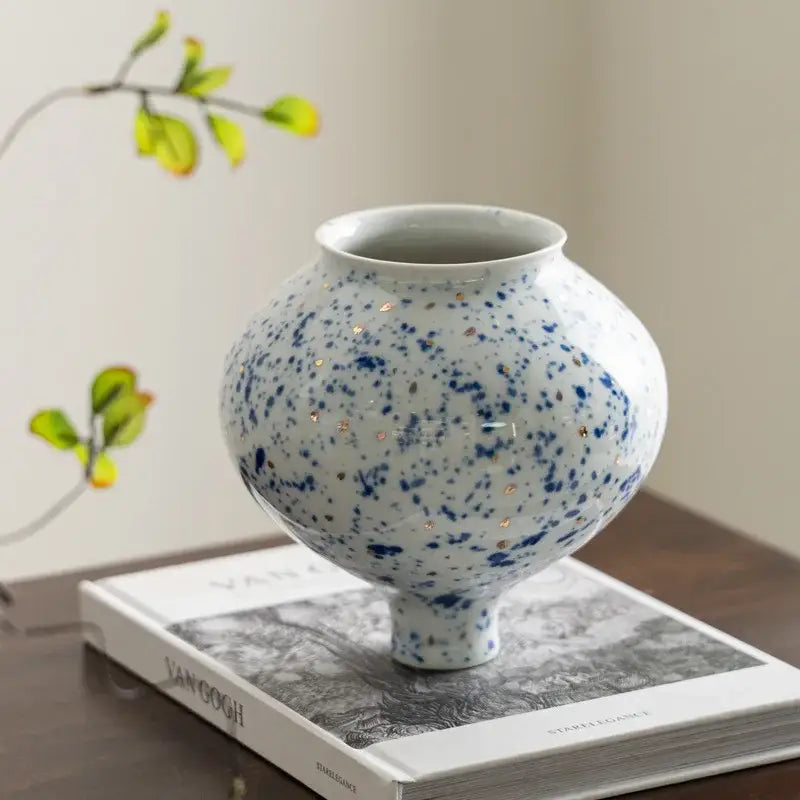 Retro white and blue ceramic vase living room flower decor