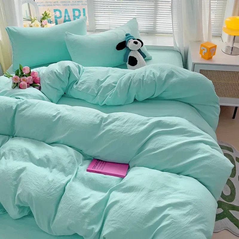Cream cotton bedding set with duvet cover and toy for bedroom