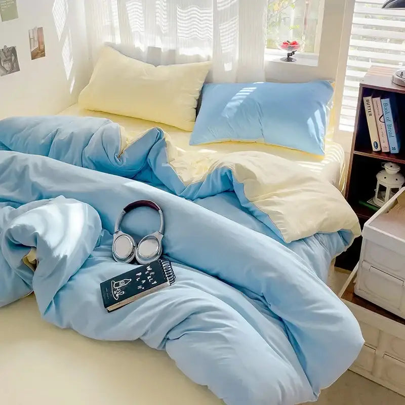 Cream cotton bedding set with duvet cover and toy for bedroom
