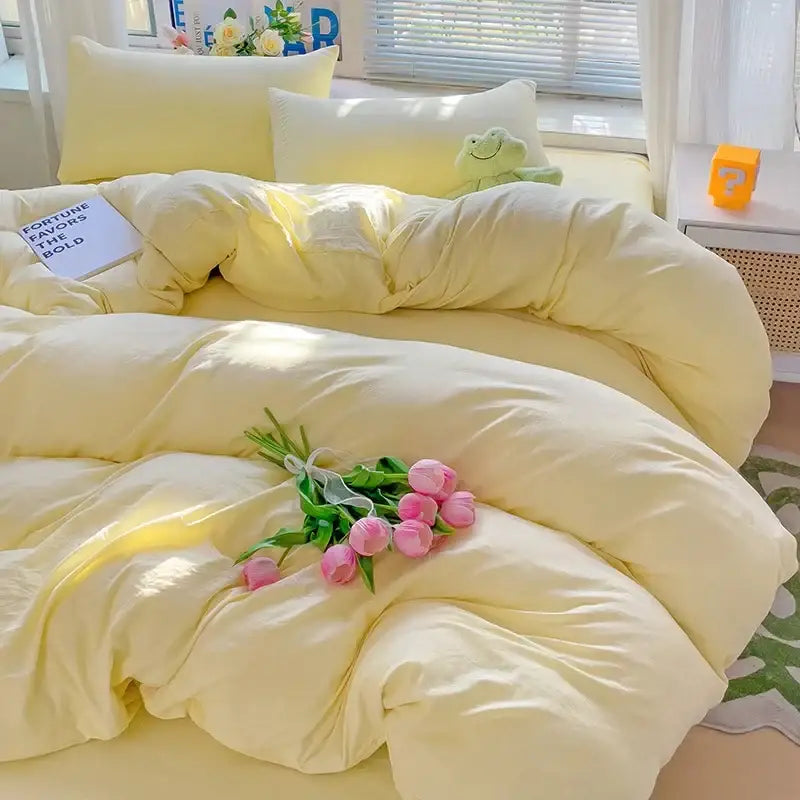 Cream cotton bedding set with duvet cover and toy for bedroom