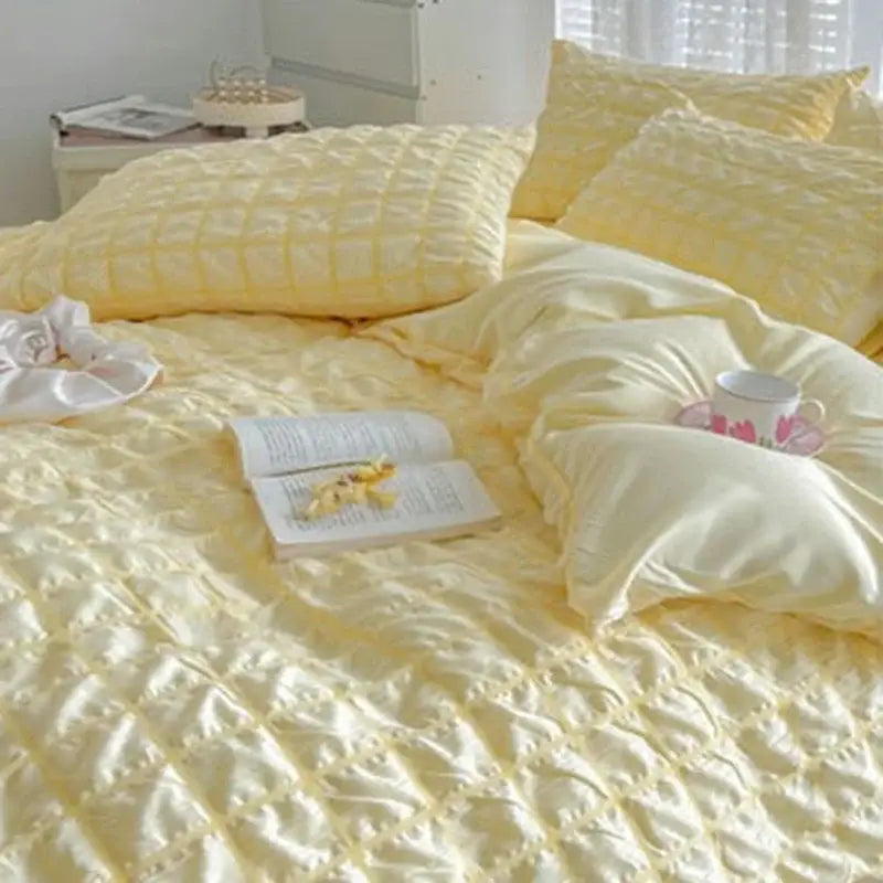 Cream quilted girls bubble gauze bedding set for bedroom sleep