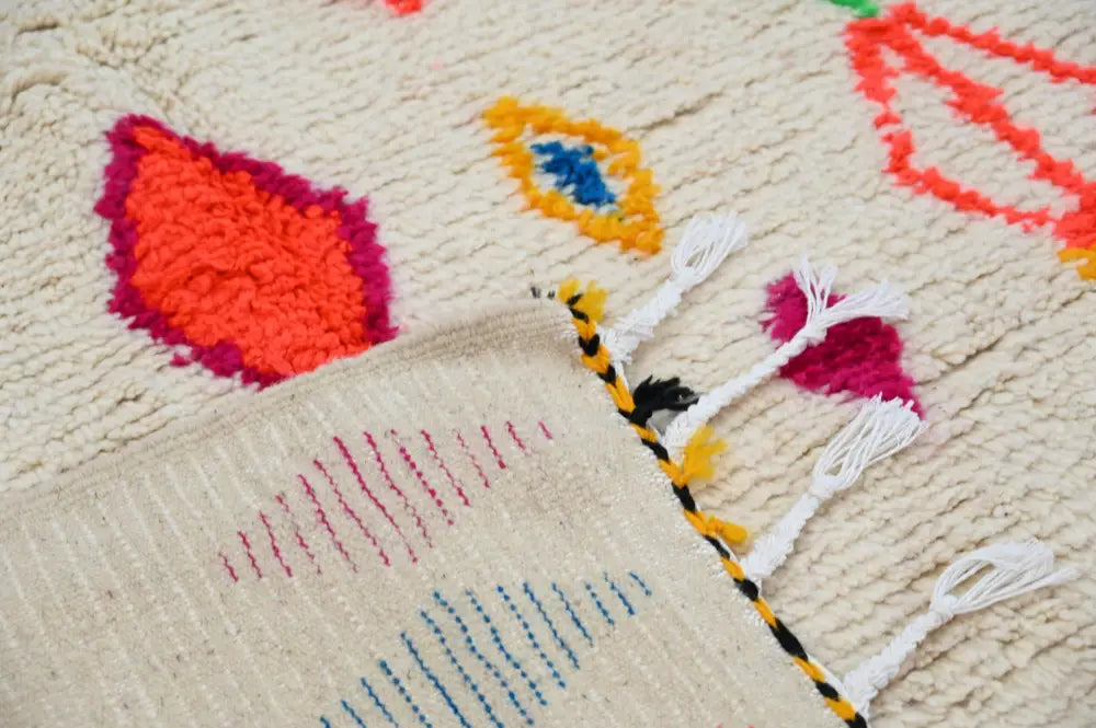 Handcrafted beige moroccan azilal rug living room geometric decor