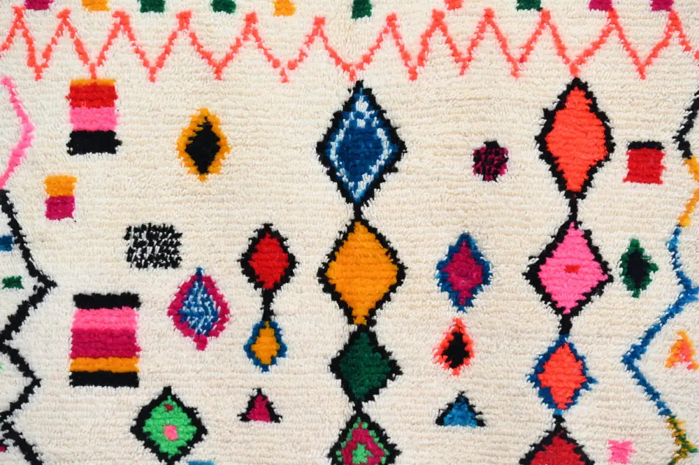 Handmade moroccan azilal rug 240x144cm – living room geometric decor