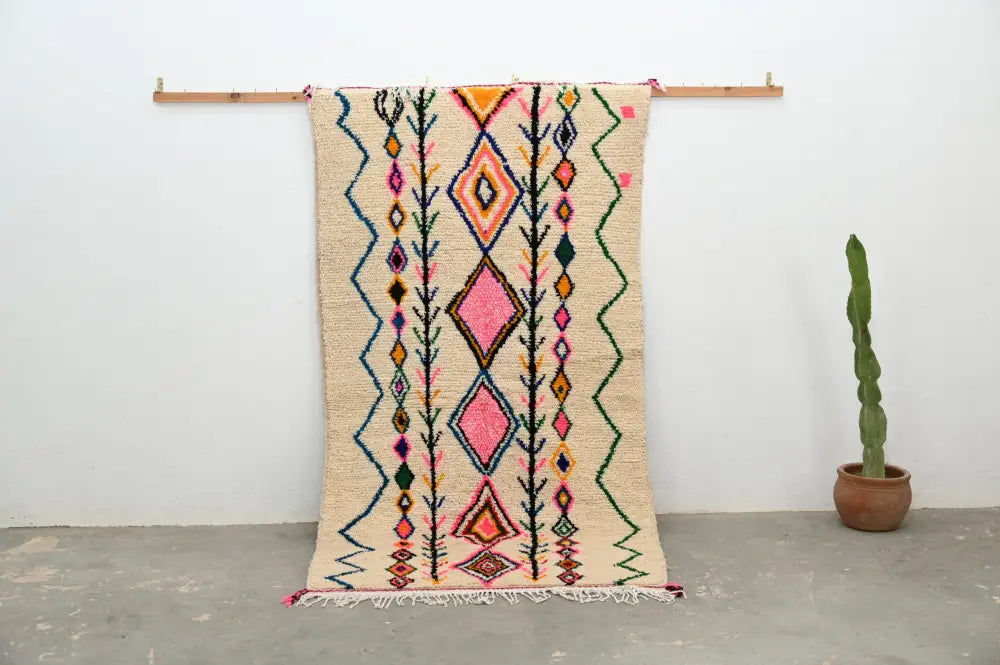 Handmade moroccan beige azilal rug bedroom geometric decor