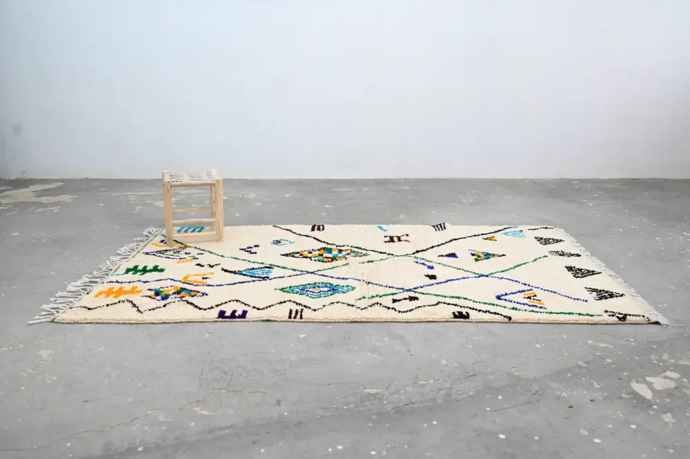 Handmade moroccan azilal rug beige geometric bedroom decor