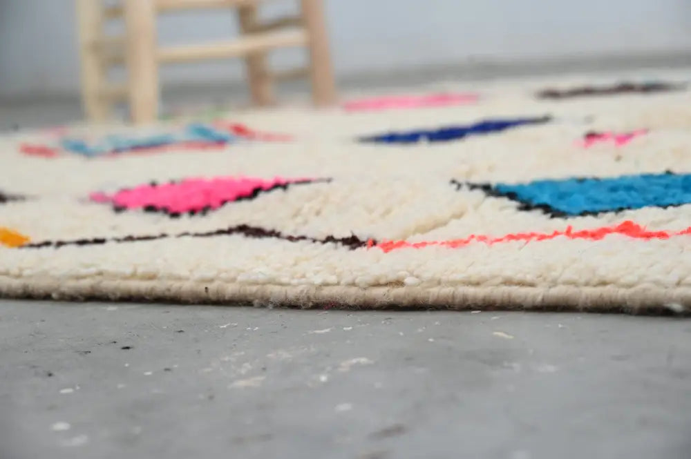 Handmade beige geometric azilal rug 250x160cm living room decor