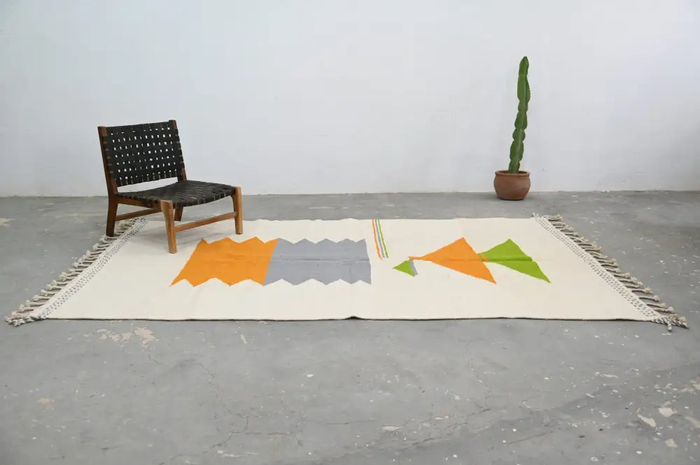 Handmade moroccan azilal rug beige geometric bedroom carpet