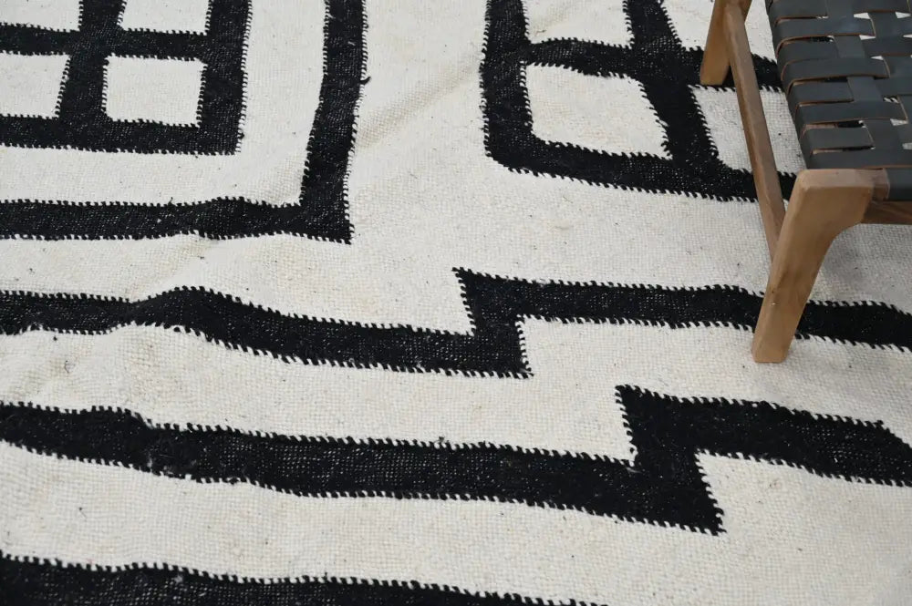 Handmade moroccan azilal rug beige & black wool living room decor