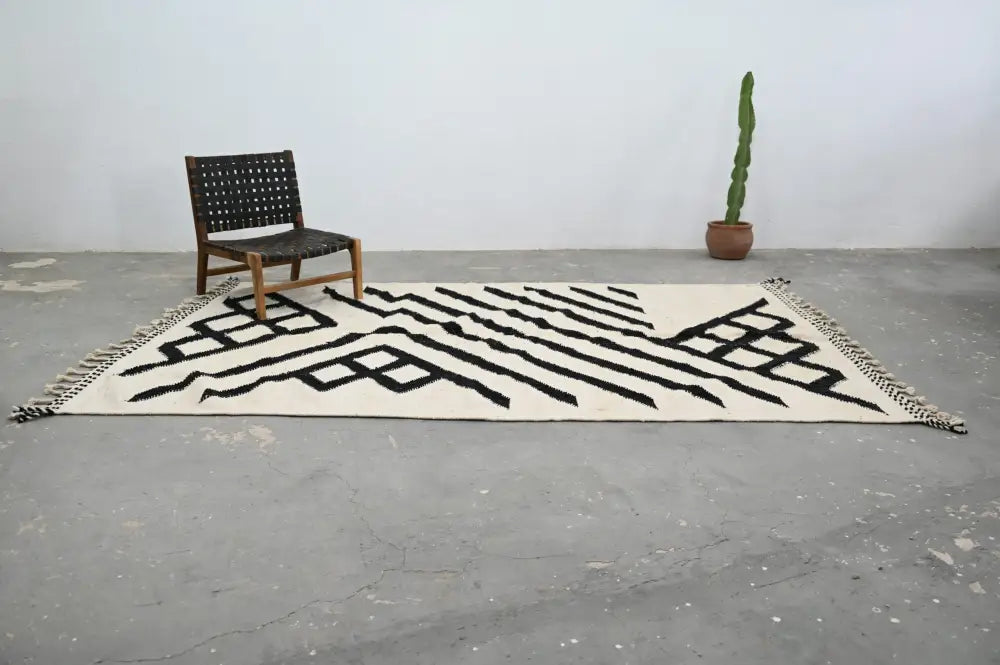 Handmade moroccan azilal rug beige & black wool living room decor