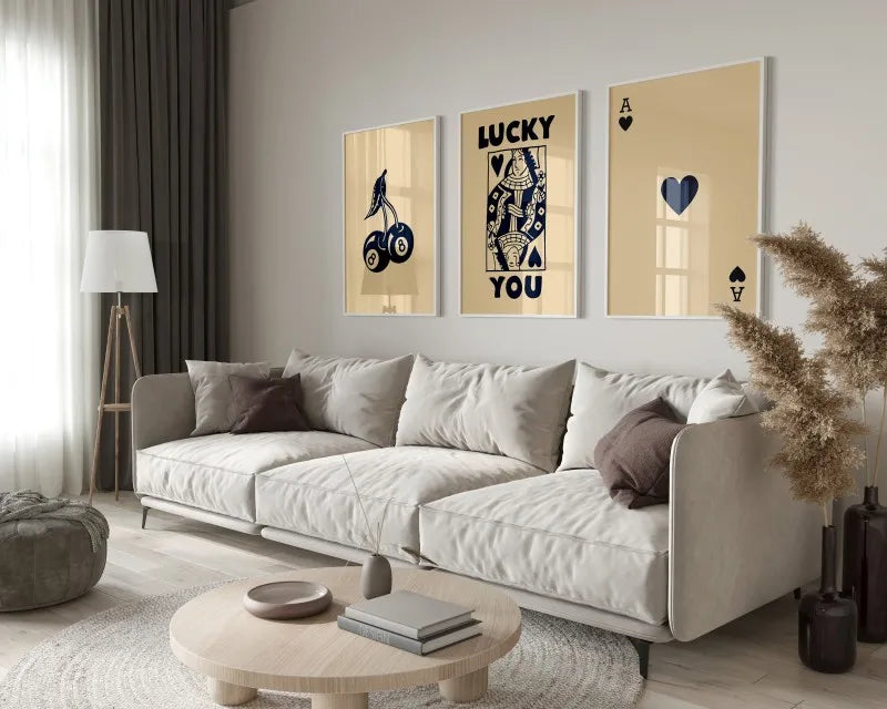 Trendy retro queen of hearts navy & red wall art bedroom prints