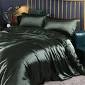 Luxurious dark green satin bedding set with duvet cover for bedroom