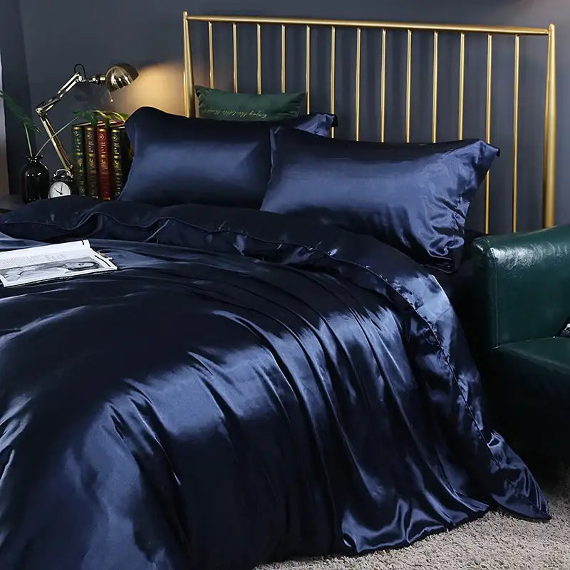 Luxurious crimson satin bedding set – bedroom duvet cover and sheets