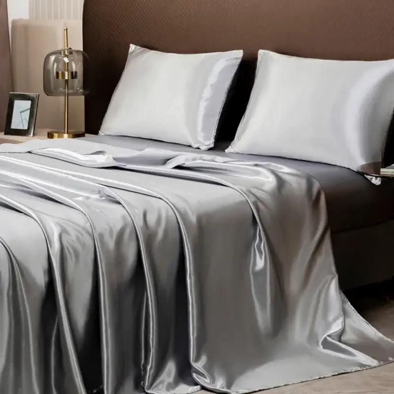 Luxurious cream solid color satin bedding set with flat sheet bedroom