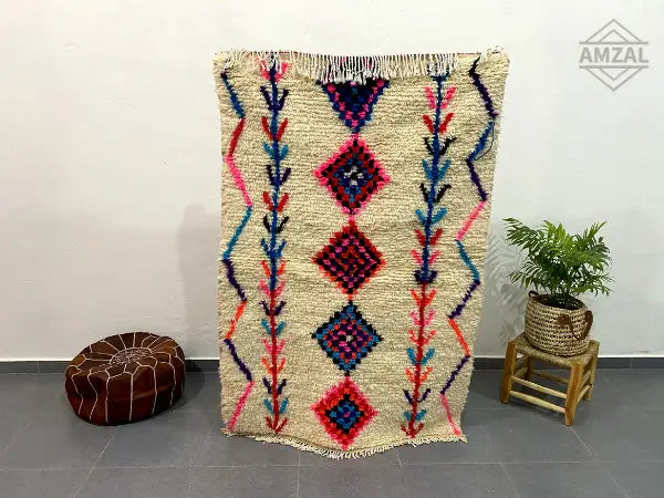 Beige moroccan handmade azilal rug – living room geometric decor