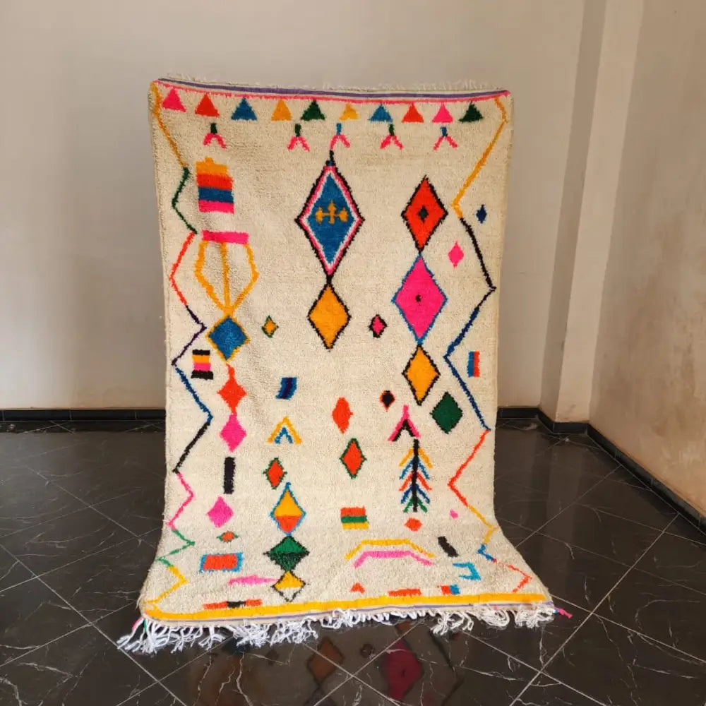Handmade moroccan azilal rug cream geometric bedroom decor