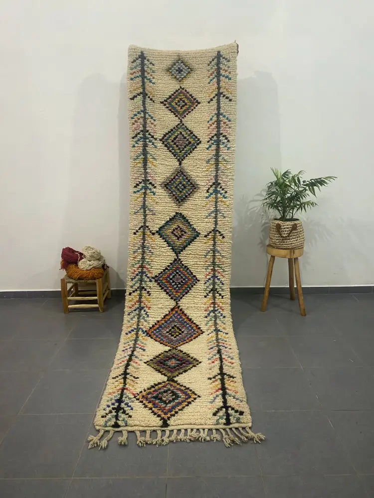 Cream moroccan handmade azilal rug bedroom geometric decor