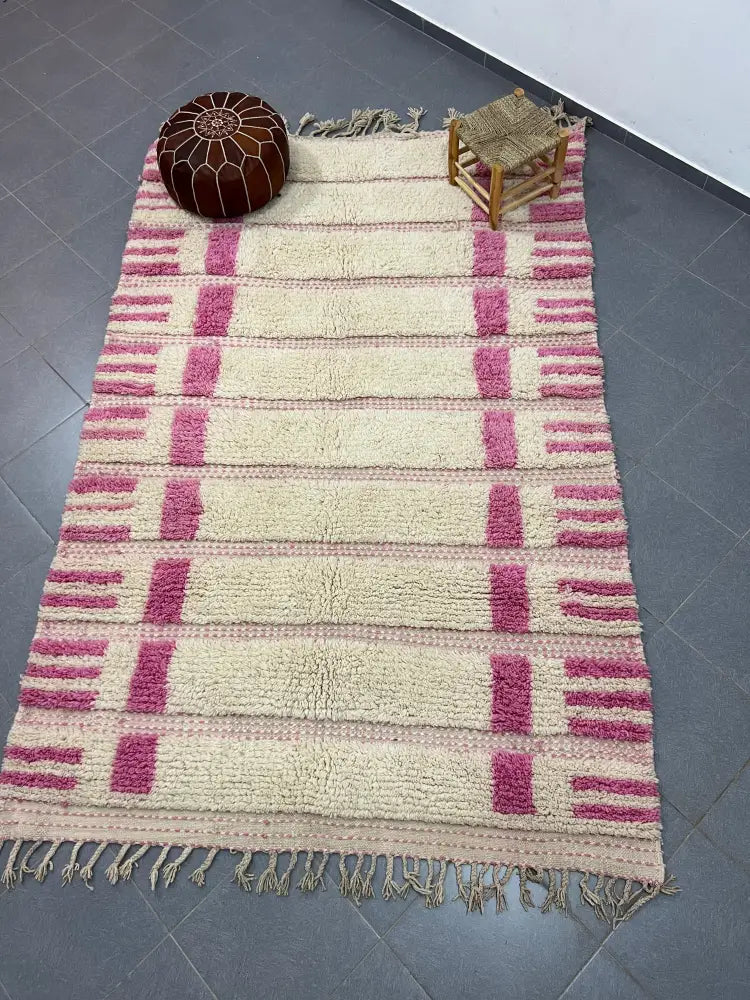 Handmade cream & dusty rose azilal rug living room natural wool