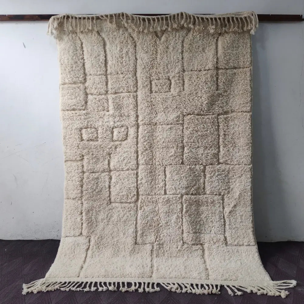 Plush cream beni ouarain moroccan handmade rug bedroom decor