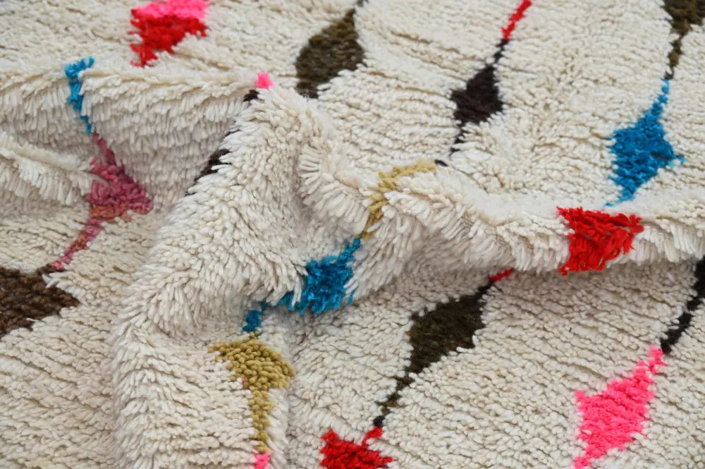 Handmade moroccan azilal rug beige geometric bedroom carpet