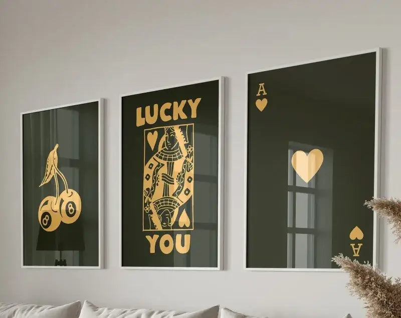 Retro queen of hearts wall art posters set living room decor