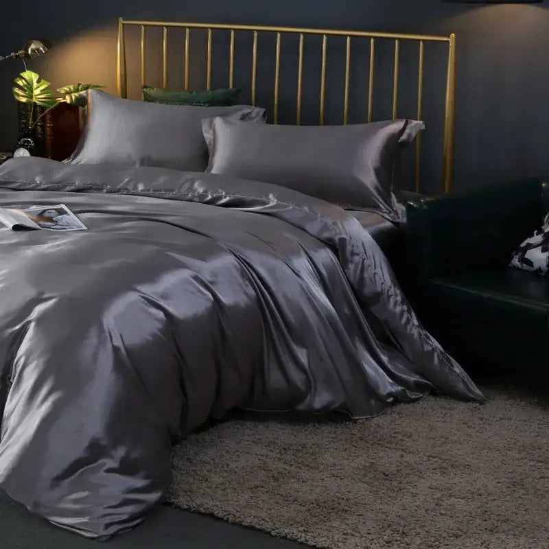 Luxury crimson satin silk duvet cover set bedroom bedding