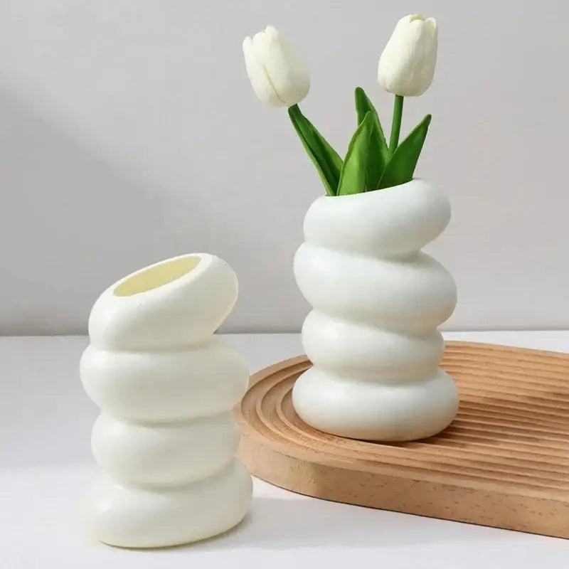 Modern spiral white vase living room ceramic decor