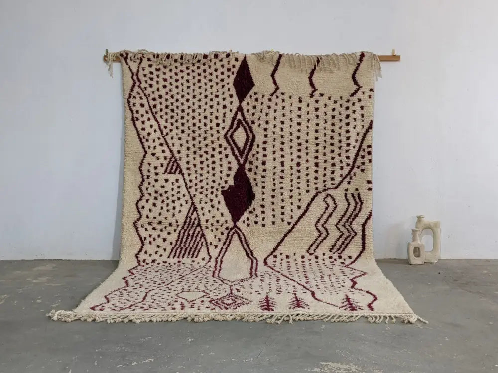 Traditional beige & burgundy beni ouarain rug bedroom wool decor