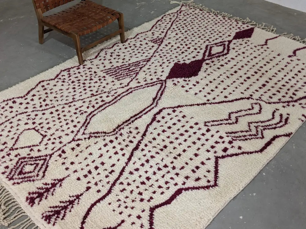 Traditional beige & burgundy beni ouarain rug bedroom wool decor