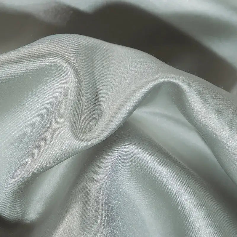 Elegant ivory & royal blue 200s embroidery egyptian cotton bedding set