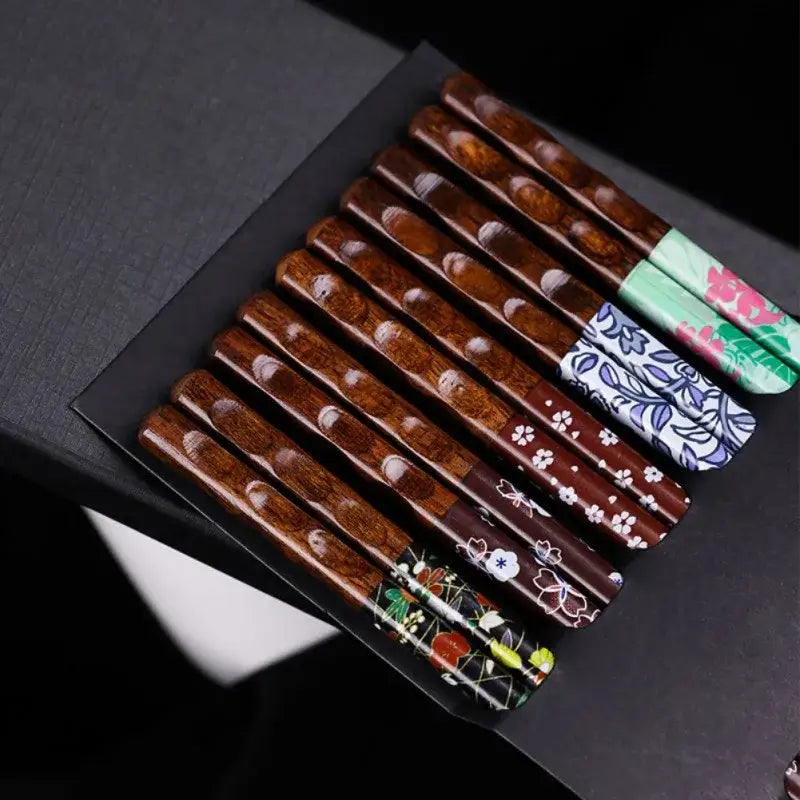 Floral patterned bamboo wood chopsticks set – dining room gift box