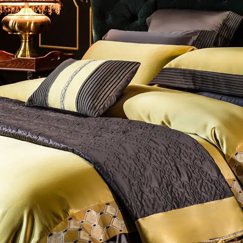Gold & black 200s embroidery egyptian cotton bedding set bedroom