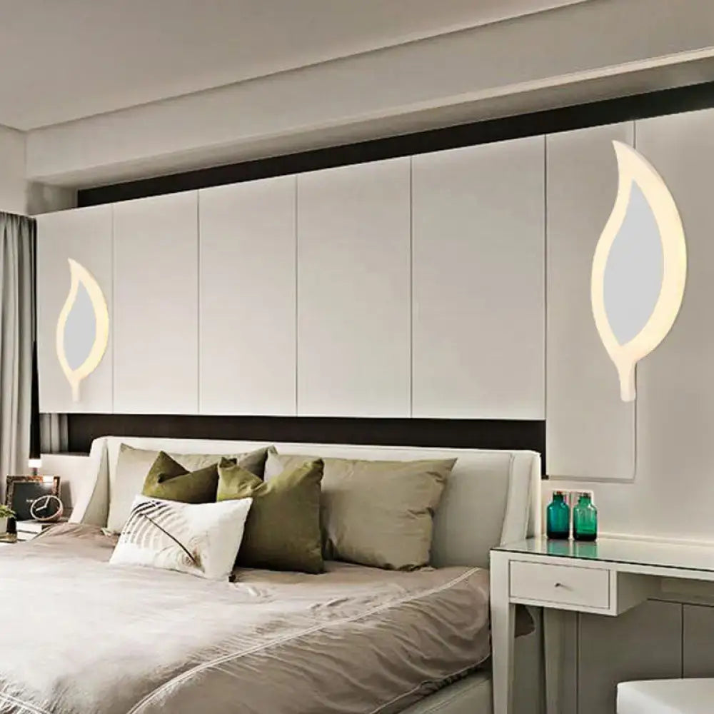 Gold & brown crescent led wall light – children’s bedroom sconce