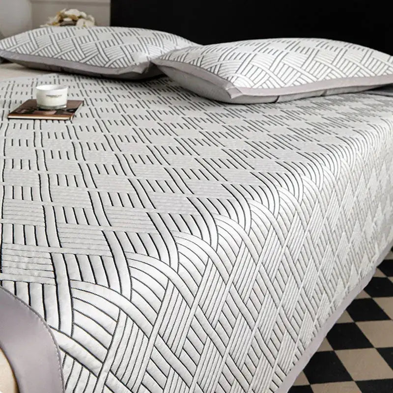 DecorBites™ Cooling Ice Bean Mesh Embroidered Maternal Child Grade Soft Mattress