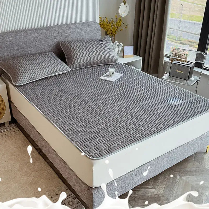 DecorBites™ Cooling Latex Bed Mat Set - Thick Summer Quilted Matress Pad & Pillowcases