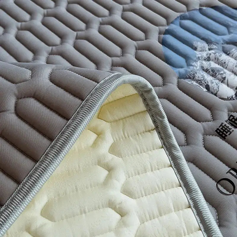DecorBites™ Cooling Latex Bed Mat Set - Thick Summer Quilted Matress Pad & Pillowcases