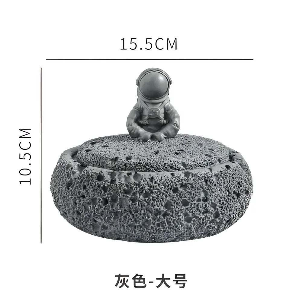DecorBites™ Cement Astronaut Ashtray with Lid - High Temperature Resistant Cigar Ashtray