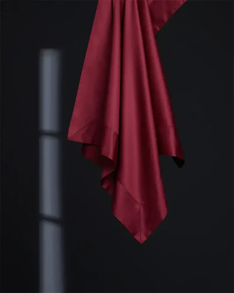 Luxe burgundy red egyptian cotton bedding set for bedroom