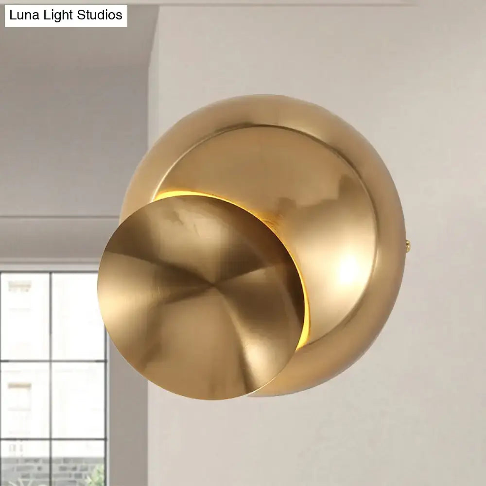 Minimalist black & white circular led wall lamp for stairway