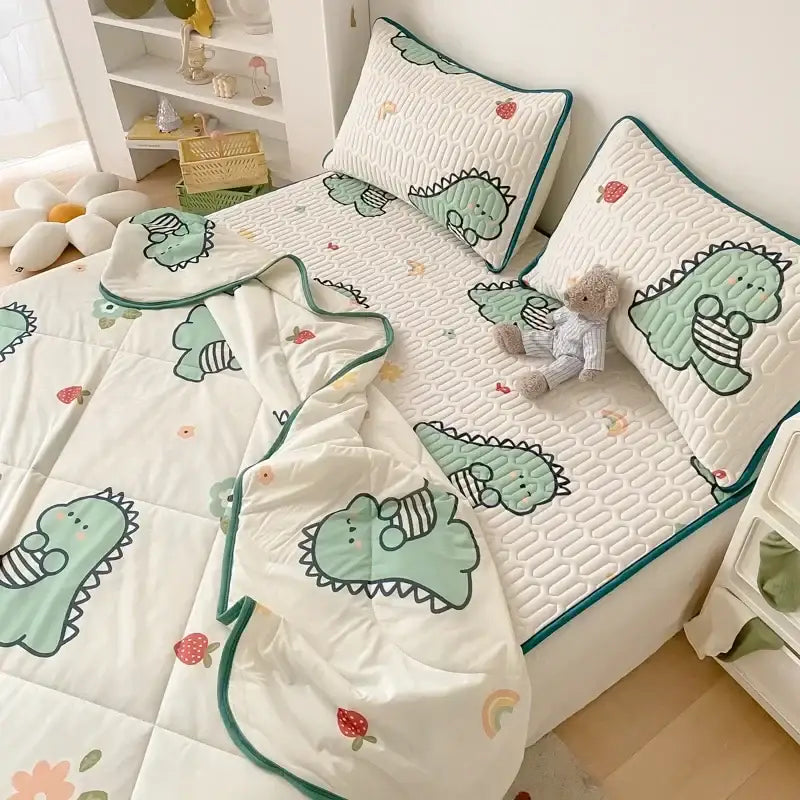 DecorBites™ Cool Feeling Silky Summer Comforter & Latex Fitted Sheet Set