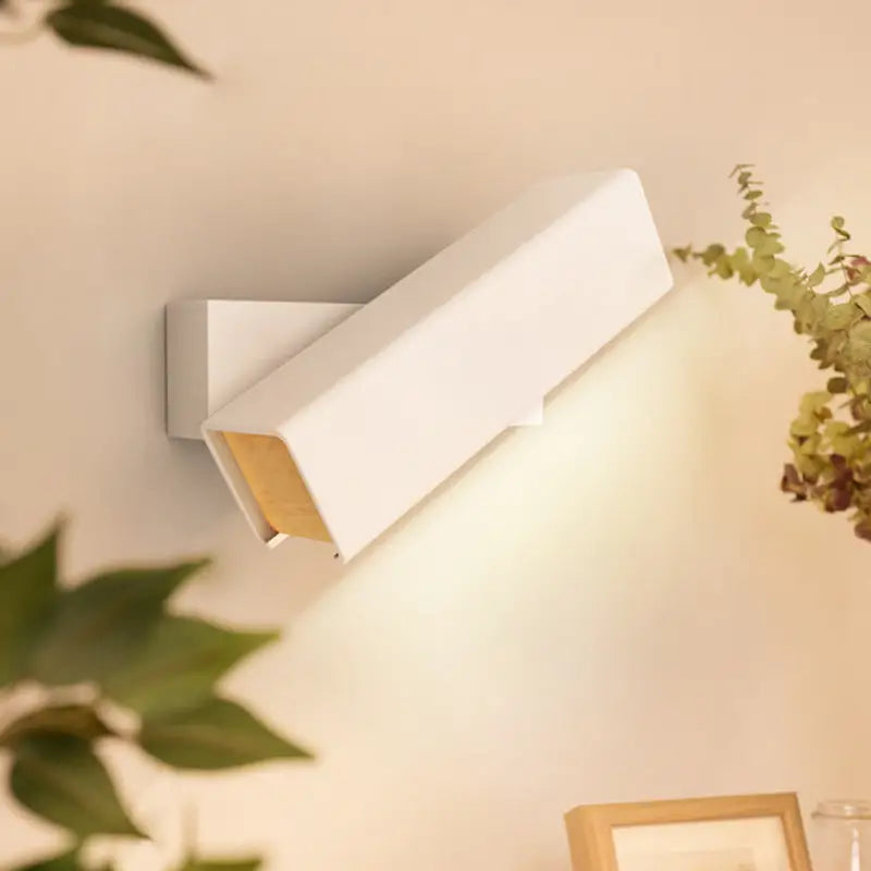 Modern black and wood rotatable led sconce lamp for bedroom