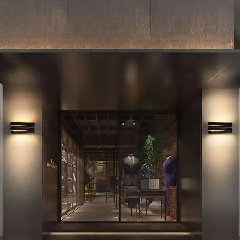 Modern black angular metal ip65 outdoor wall lamp for villa porch