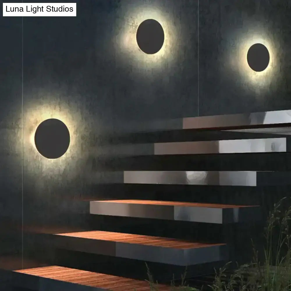 Modern black circular waterproof wall lamp bedroom three disc set
